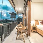 Three Dewi\'S Guest House