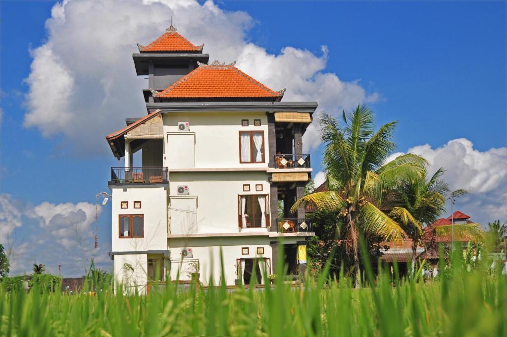 Three Dewi's Guest house